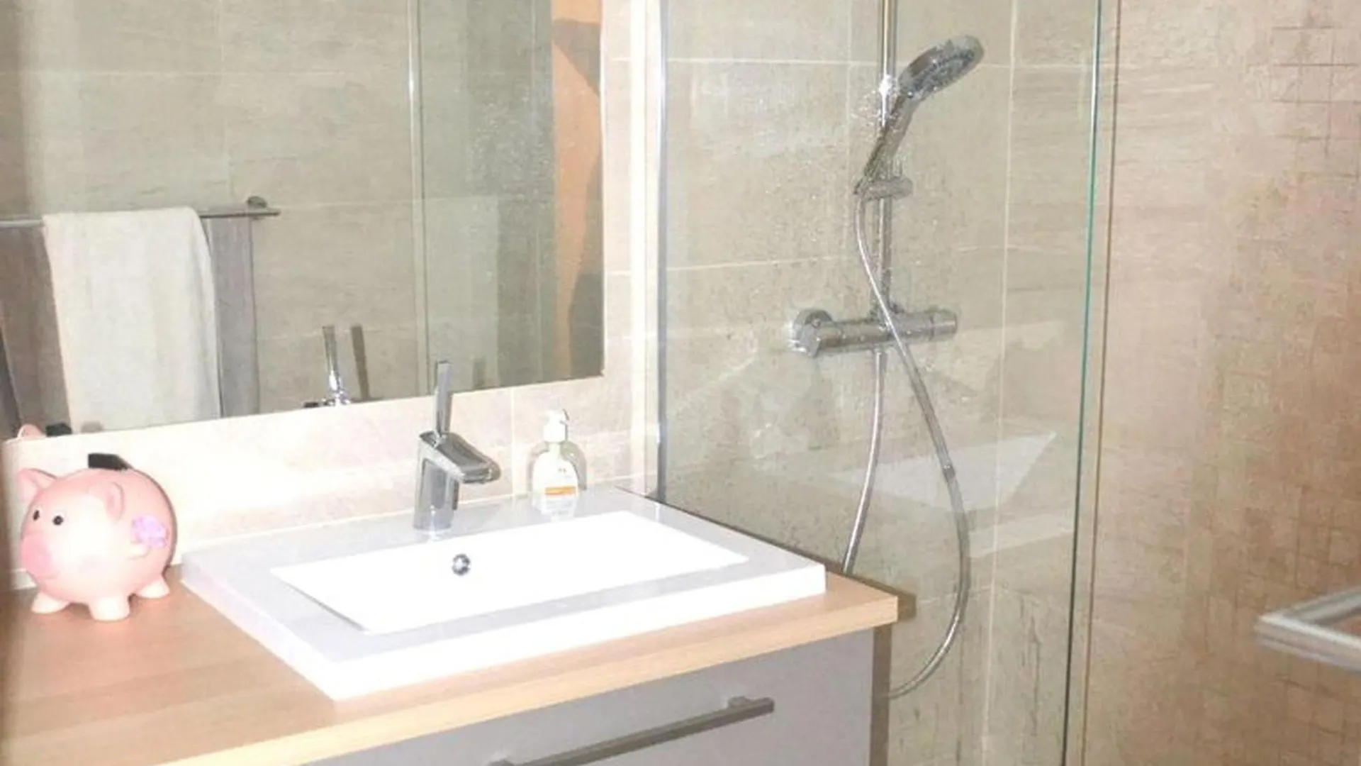 Superbe T2 Climatise Avec Piscine A Sainte-Maxime - Fr-1-780-59 Apartment