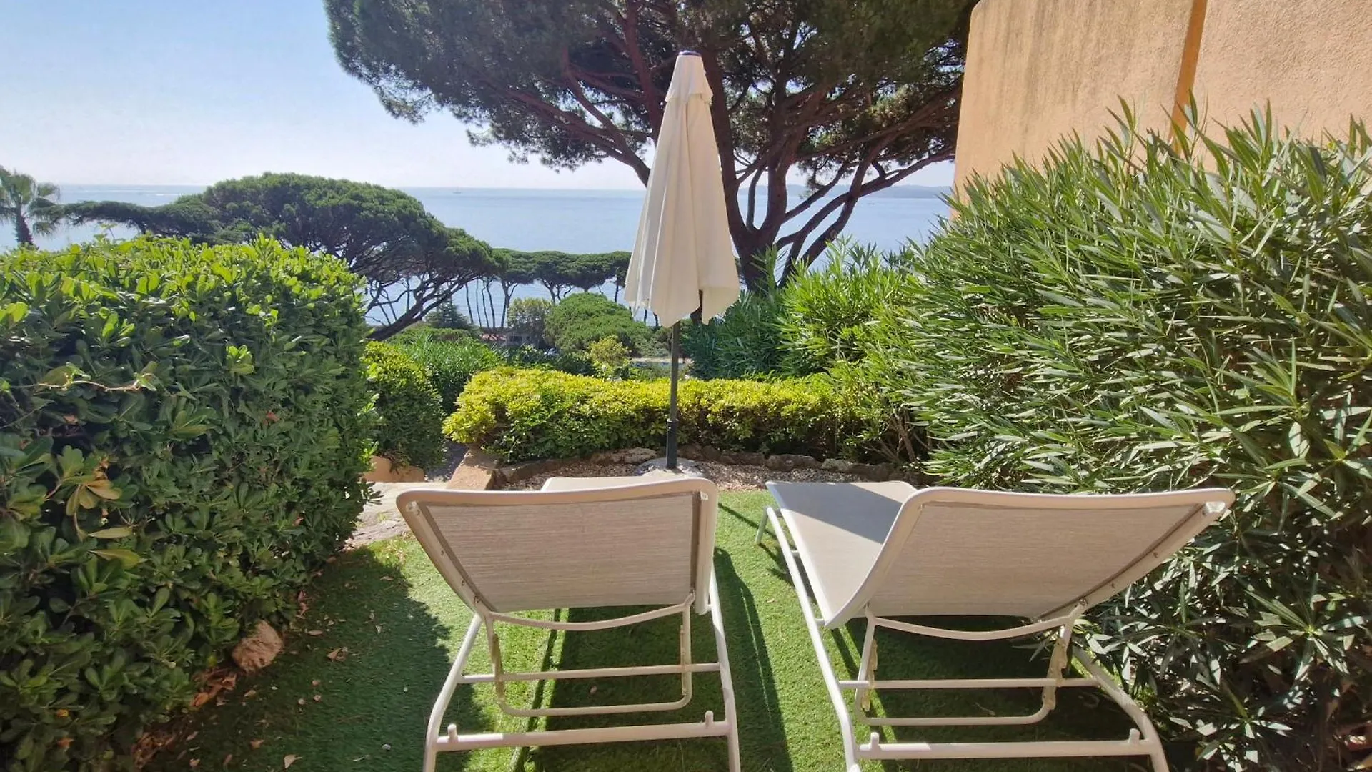 Superbe T2 Climatise Avec Piscine A Sainte-Maxime - Fr-1-780-59 Apartment